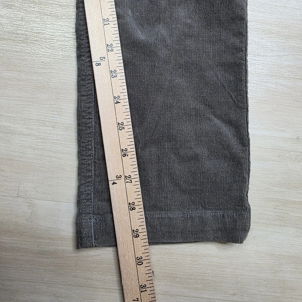 Vuori Mens Optimist Corduroy Pants Grey V440 Stretch Jogger Chino Size Medium